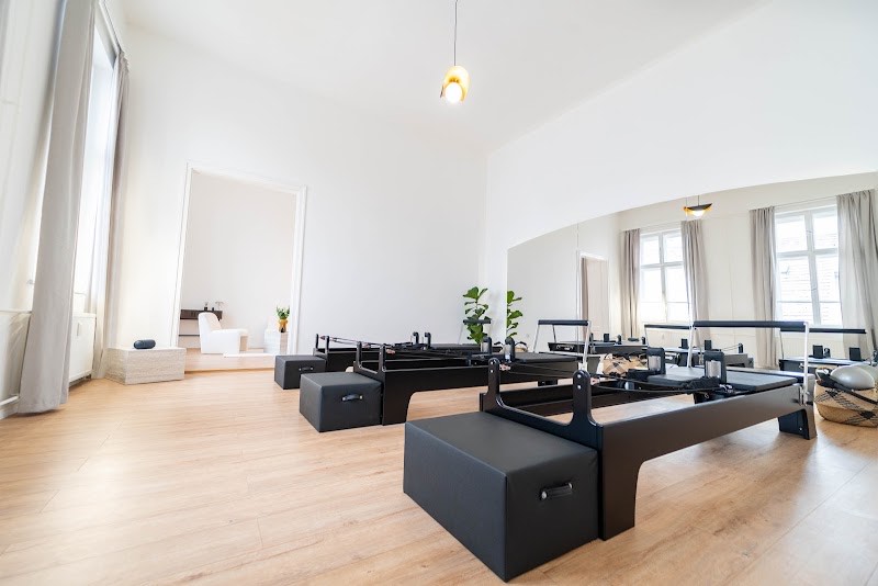 6 AM Pilates – Pilates
