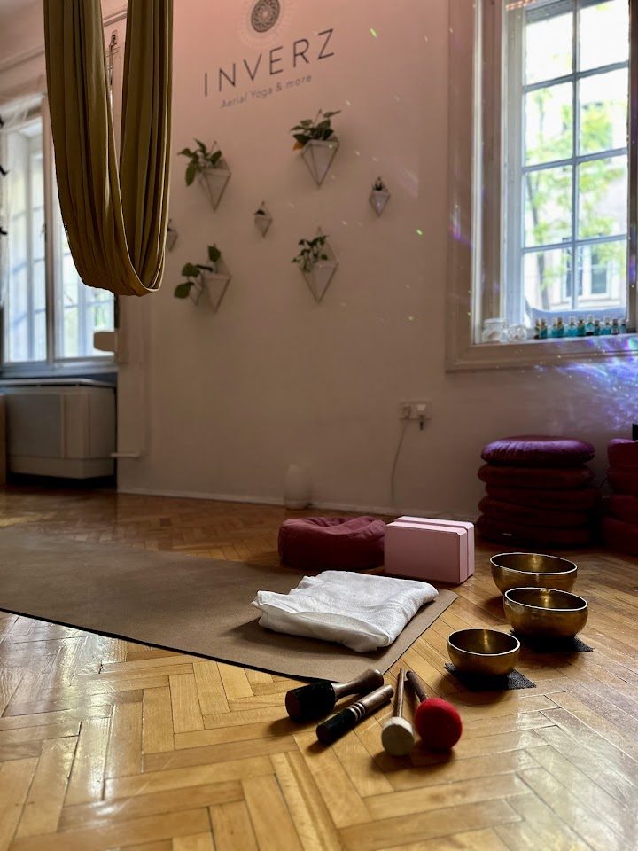 INVERZ - Aerial Yoga & more – Jóga