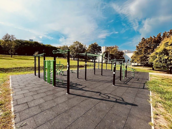 Kültéri fitness park felnőtteknek – Fitness
