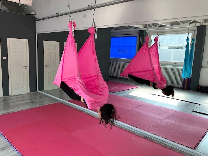 Lambitum Aerial Yoga Studio – Jóga