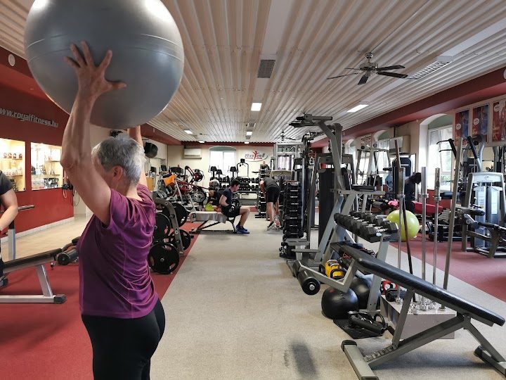 Royal Fitness Edzőterem Vác – Fitness
