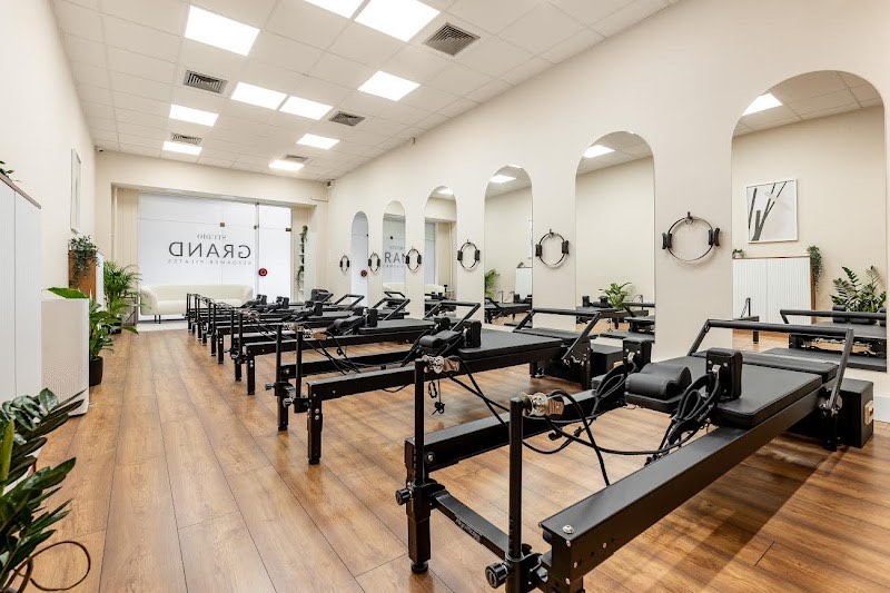 Studio Grand Reformer Pilates – Pilates