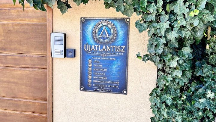 ÚjAtlantisz Életmód Központ – Jóga